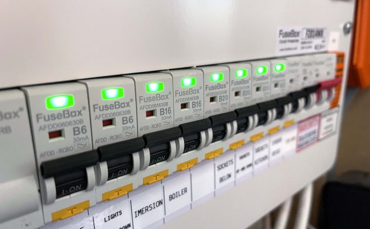  Electrician instalare siguranță AFDD – dispozitive de detecție a arcului electric